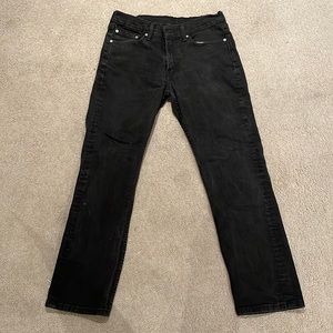 LEVI’s Men’s 514 black slim jeans